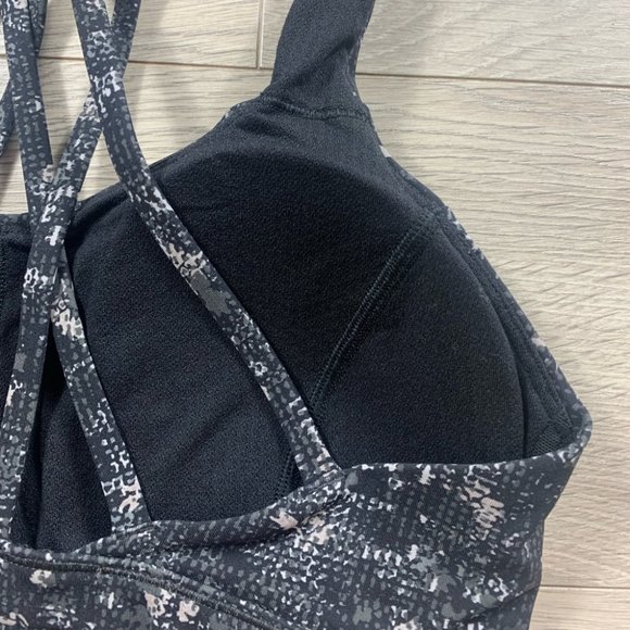 Lululemon Free To Be Serene Sports Bra *Light Support, C/D Cup Equalized Multi - Picture 7 of 10